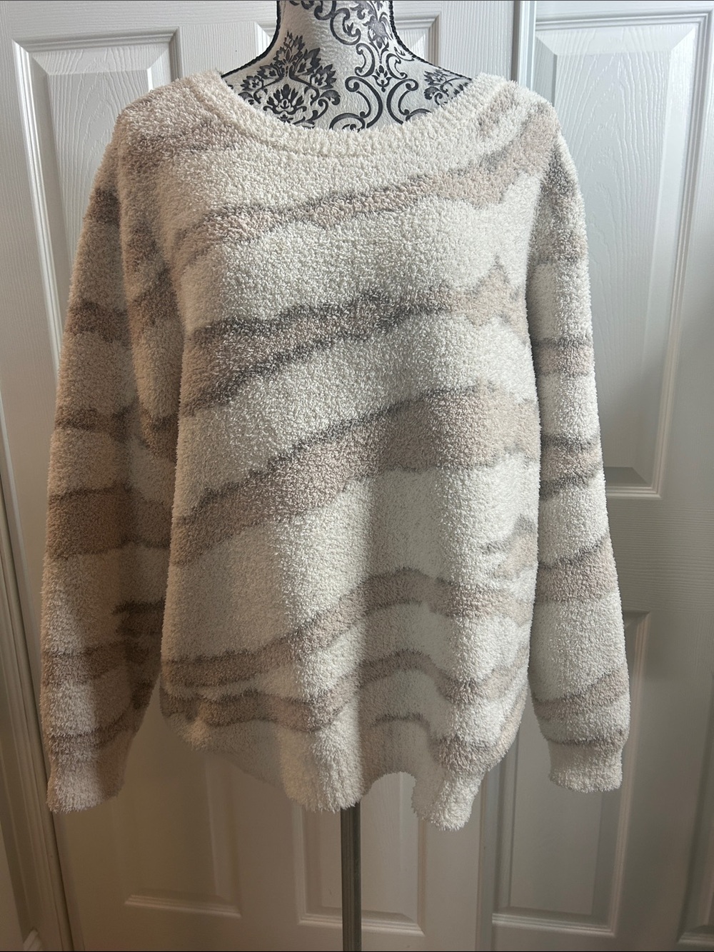 Barefoot Dreams Cream & Taupe Striped Plush Crewneck Sweater XL